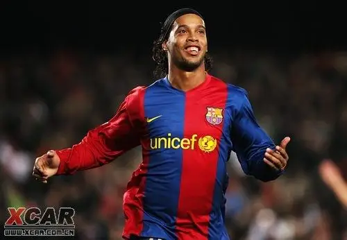 le凭借冠 le凭借冠